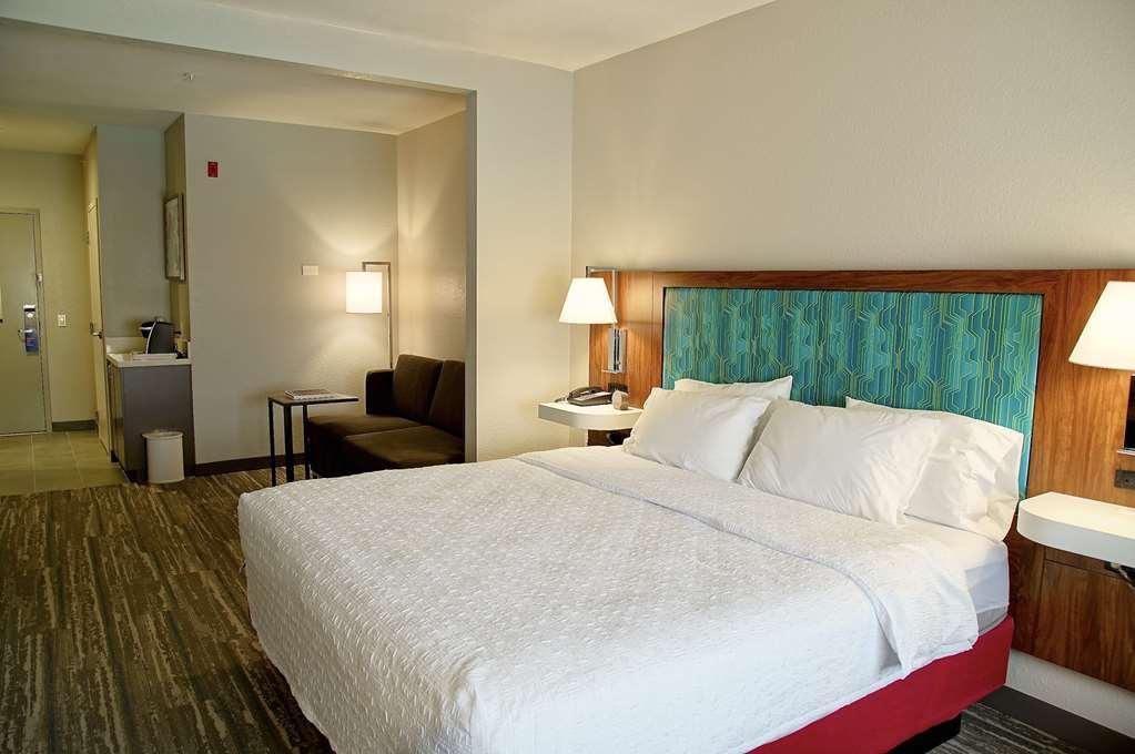 Hampton Inn & Suites Cathedral City Zimmer foto